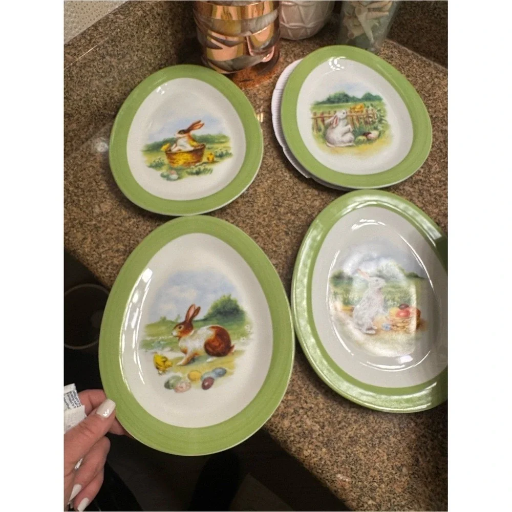 Williams Sonoma White & Green Vintage Bunny Plate Set - Spring Bunny Artwork set